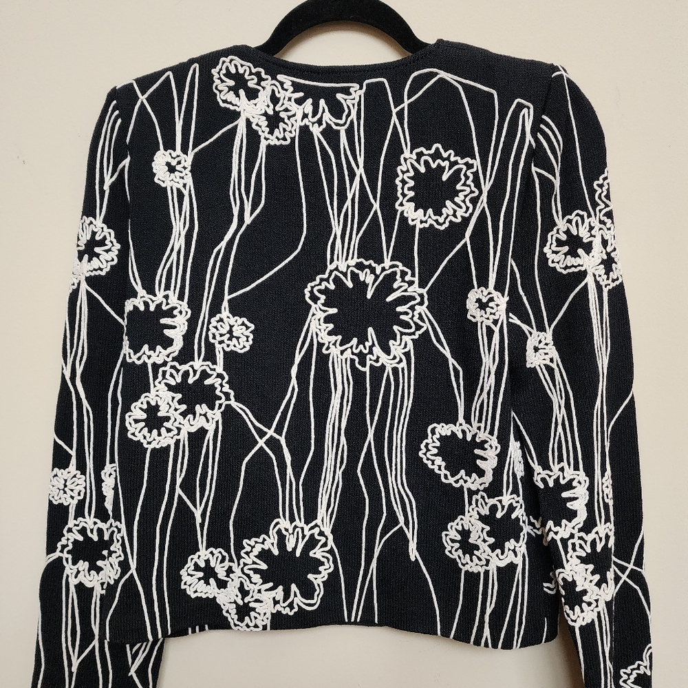 ST. John Collection RARE Cardigan Jacket - Picture 2 of 6